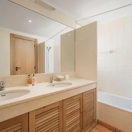 3 Bedroom Sol Golf Resort- 1st Floor * Quarteira